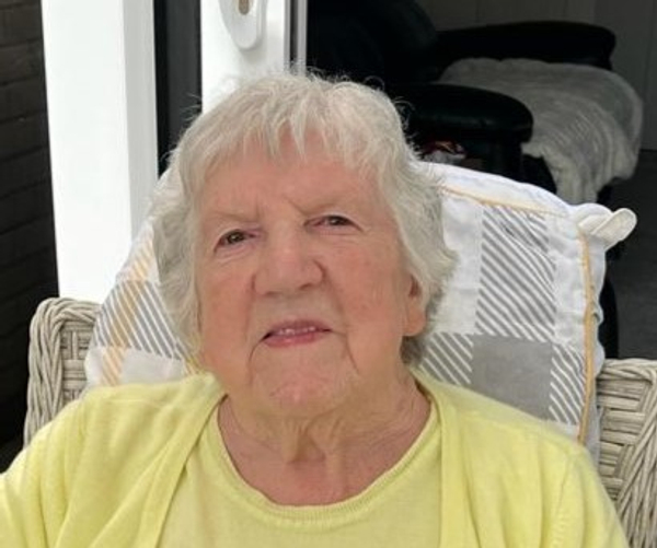 Mary Cantrill ( Maggie )